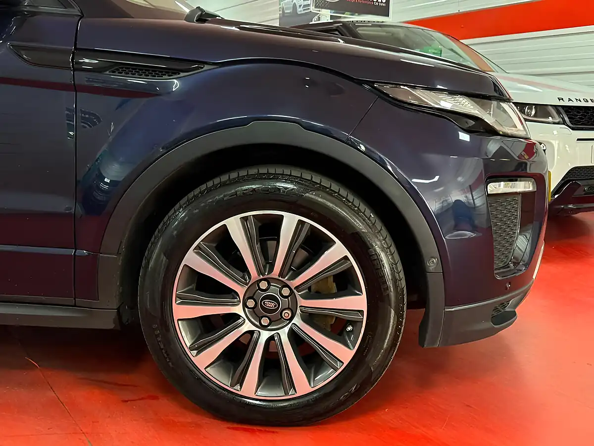 Used 2016 Land Rover Range Rover Evoque Hse Dynamic Lux Blue - Interior and Exterior details 5