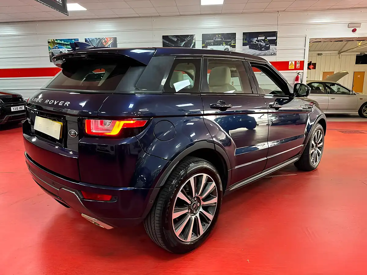 Used 2016 Land Rover Range Rover Evoque Hse Dynamic Lux Blue - Interior and Exterior details 9