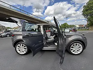 Used 2016 Land Rover Range Rover Evoque Hse Dynamic Lux Grey - Interior and Exterior details 16