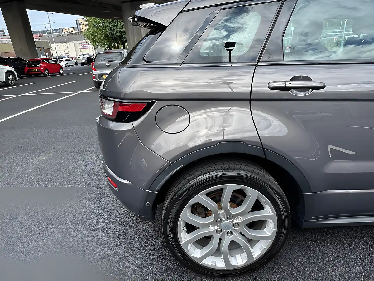 Used 2016 Land Rover Range Rover Evoque Hse Dynamic Lux Grey - Interior and Exterior details 17