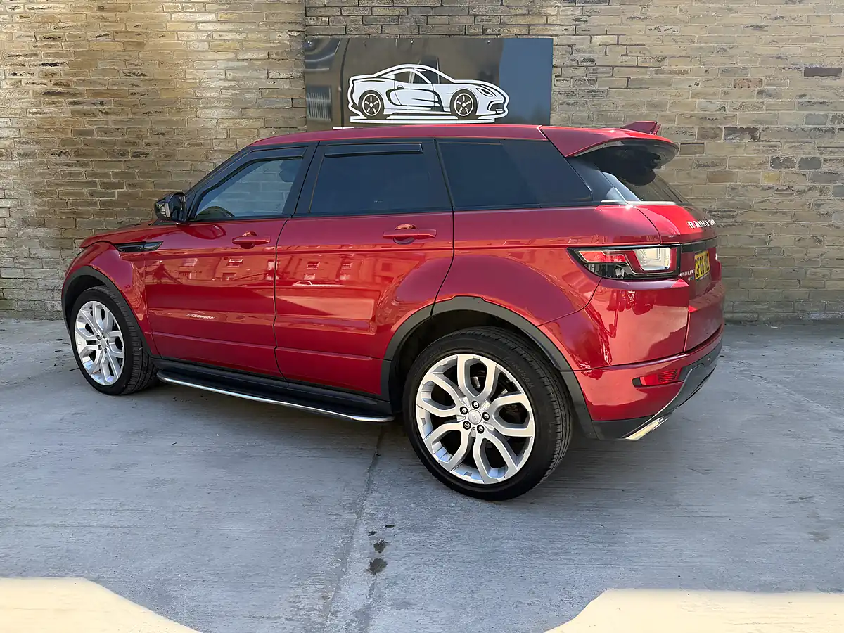 Used 2016 Land Rover Range Rover Evoque Hse Dynamic Red - Interior and Exterior details 12