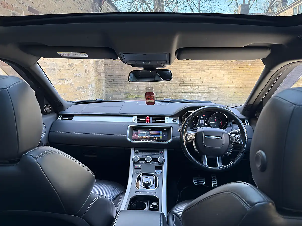 Used 2016 Land Rover Range Rover Evoque Hse Dynamic Red - Interior and Exterior details 2