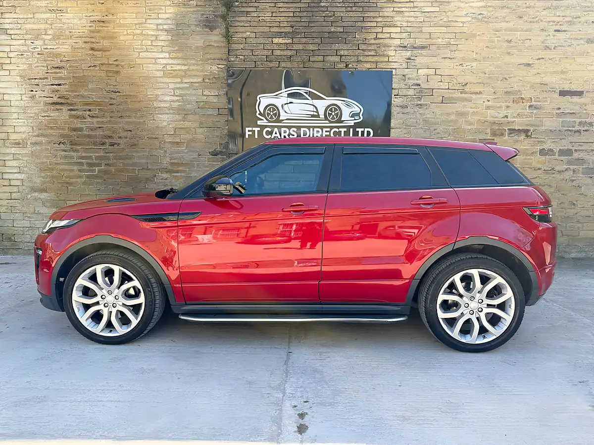 Used 2016 Land Rover Range Rover Evoque Hse Dynamic Red - Interior and Exterior details 9