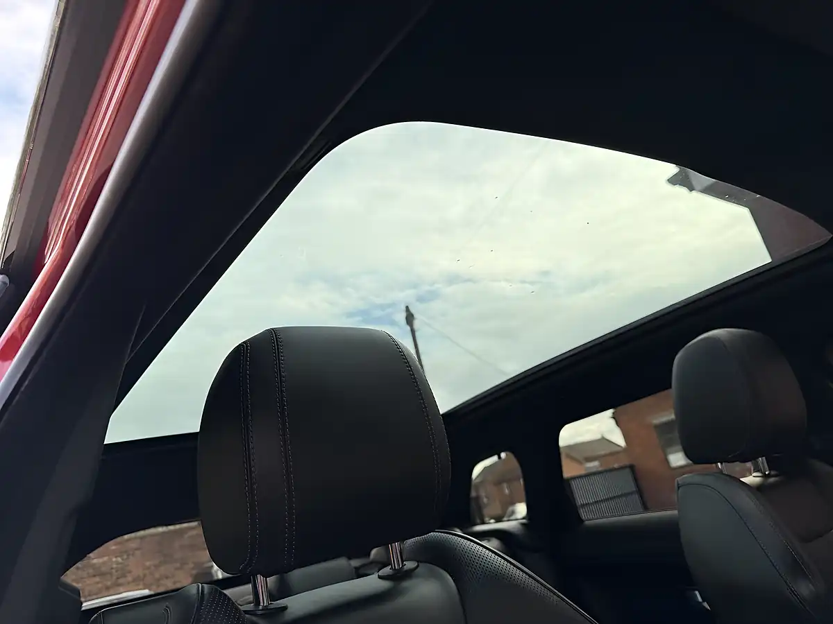 Used 2016 Land Rover Range Rover Evoque Hse Dynamic Red - Interior and Exterior details 14