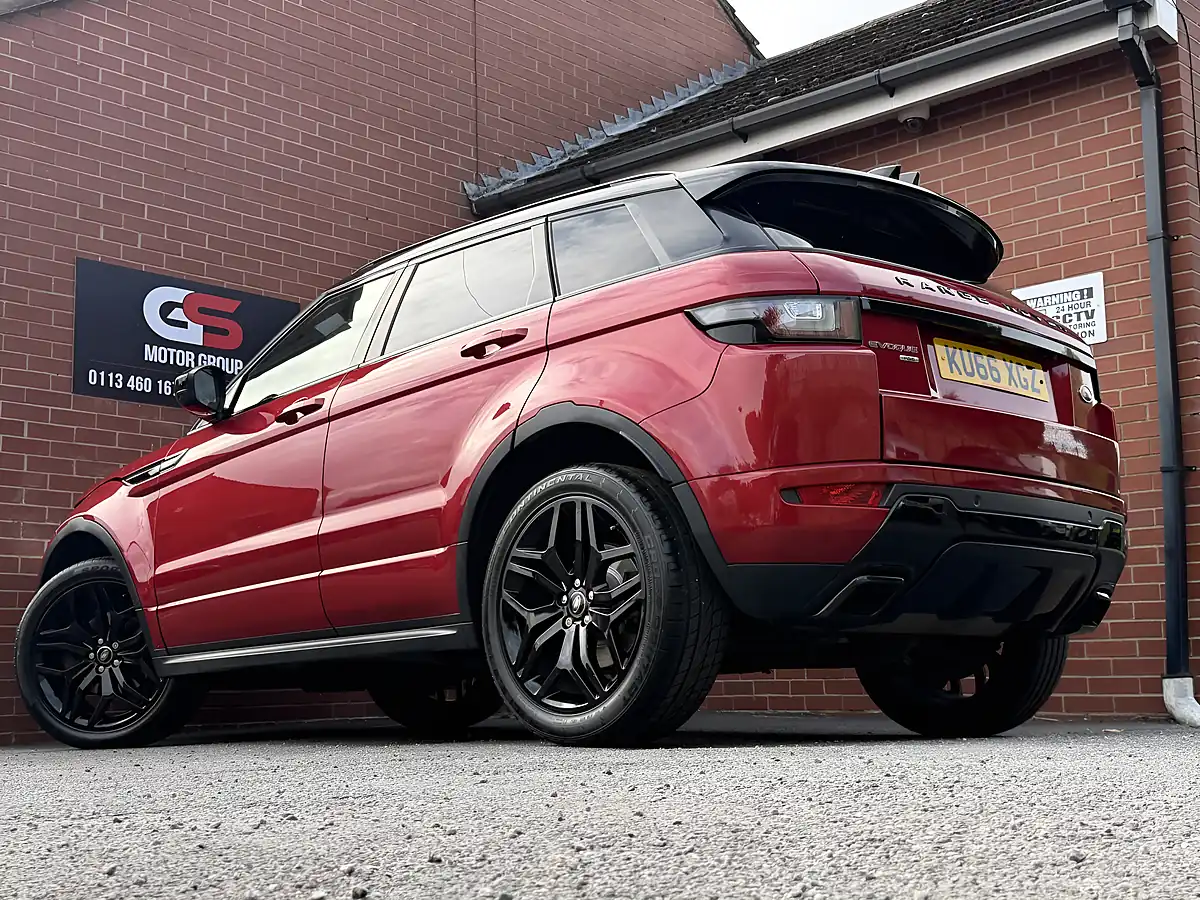 Used 2016 Land Rover Range Rover Evoque Hse Dynamic Red - Interior and Exterior details 8