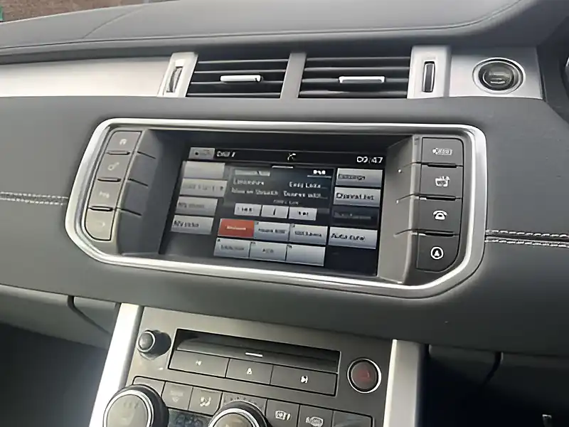 Used 2016 Land Rover Range Rover Evoque Hse Dynamic Scotia Grey Metallic - Interior and Exterior details 18