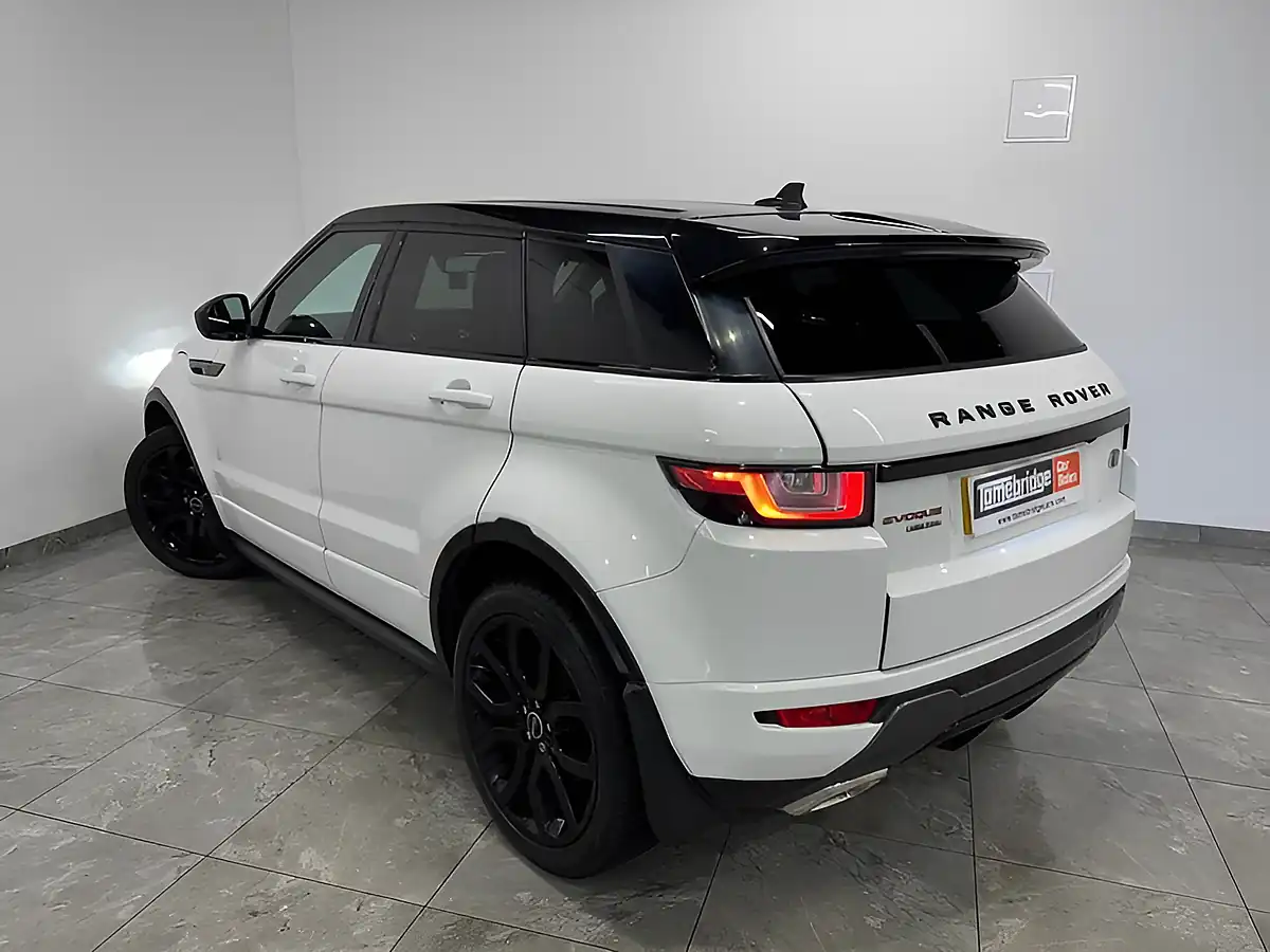 Used 2016 Land Rover Range Rover Evoque Hse Dynamic White - Interior and Exterior details 5