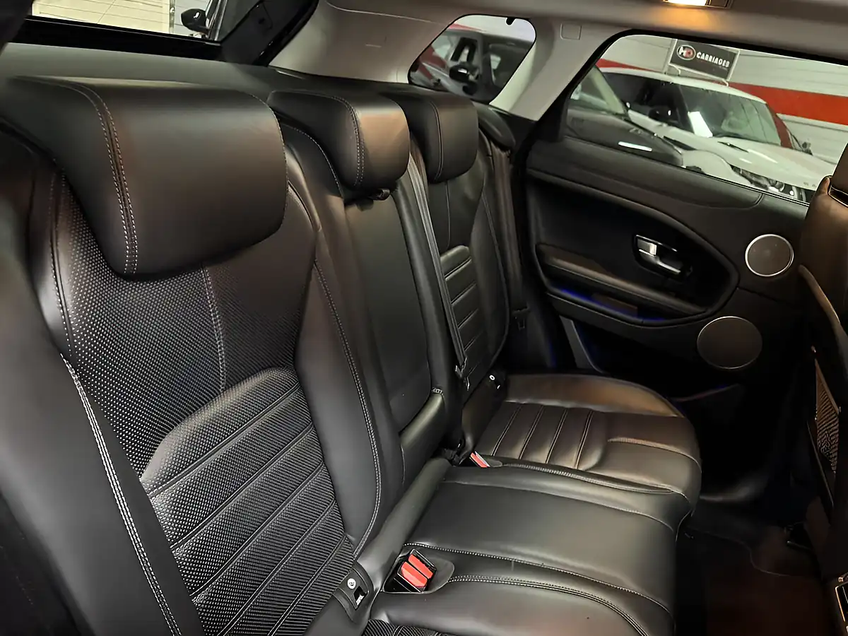Used 2016 Land Rover Range Rover Evoque Hse Dynamic White - Interior and Exterior details 16