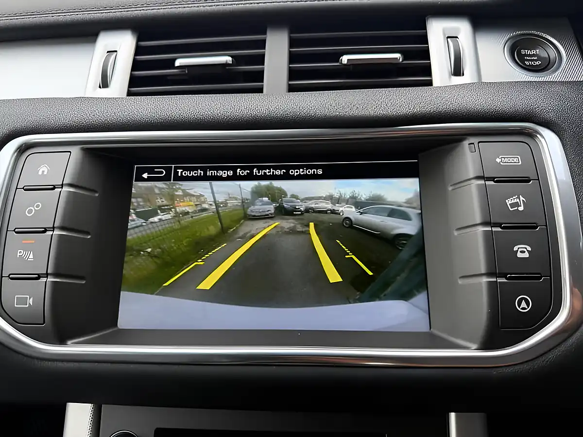 Used 2016 Land Rover Range Rover Evoque Hse Dynamic White - Interior and Exterior details 18