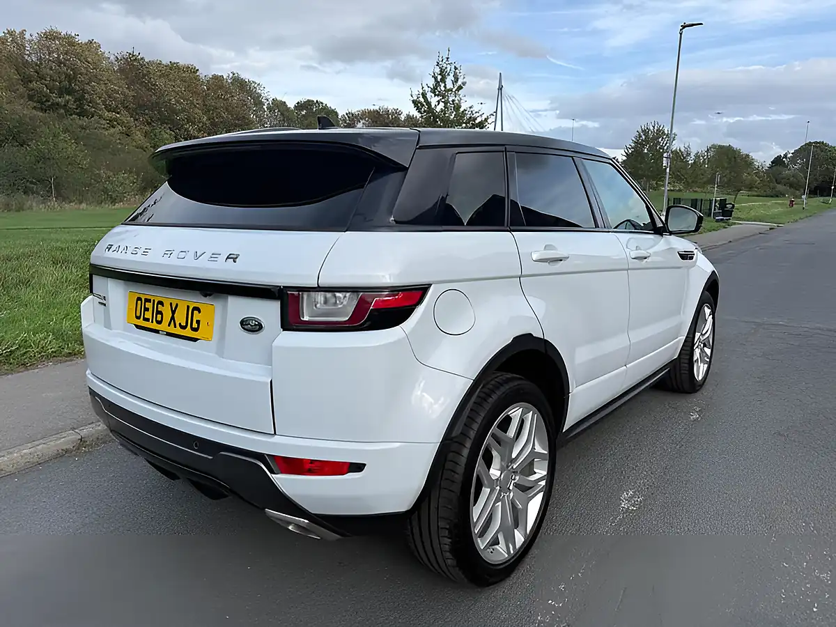 Used 2016 Land Rover Range Rover Evoque Hse Dynamic White - Interior and Exterior details 2