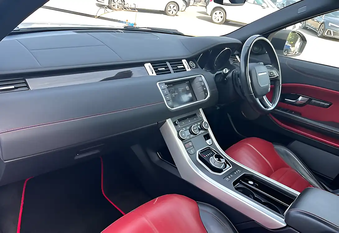 Used 2016 Land Rover Range Rover Evoque Hse Dynamic White - Interior and Exterior details 16