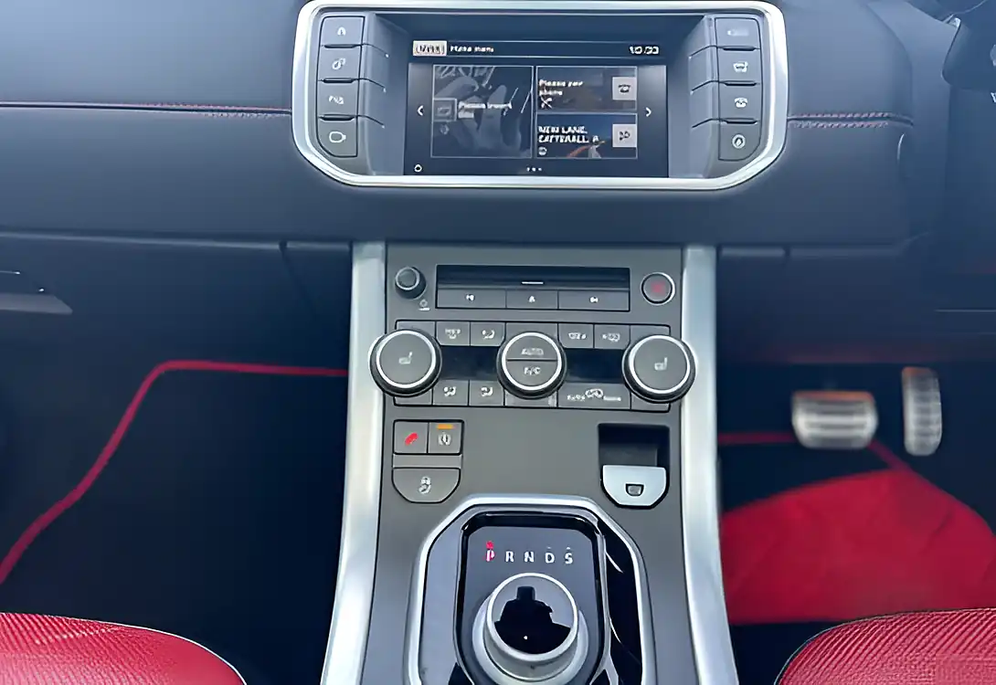 Used 2016 Land Rover Range Rover Evoque Hse Dynamic White - Interior and Exterior details 18