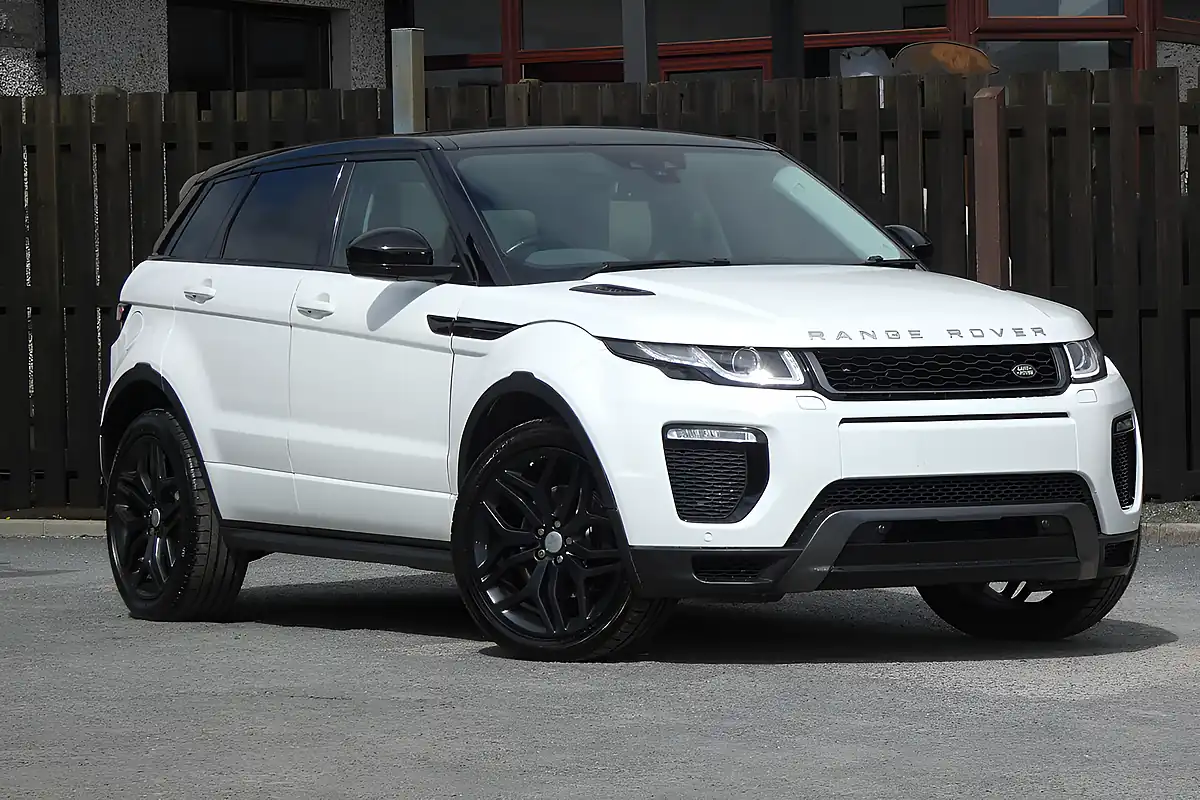 Used 2016 Land Rover Range Rover Evoque Hse Dynamic White - Front View