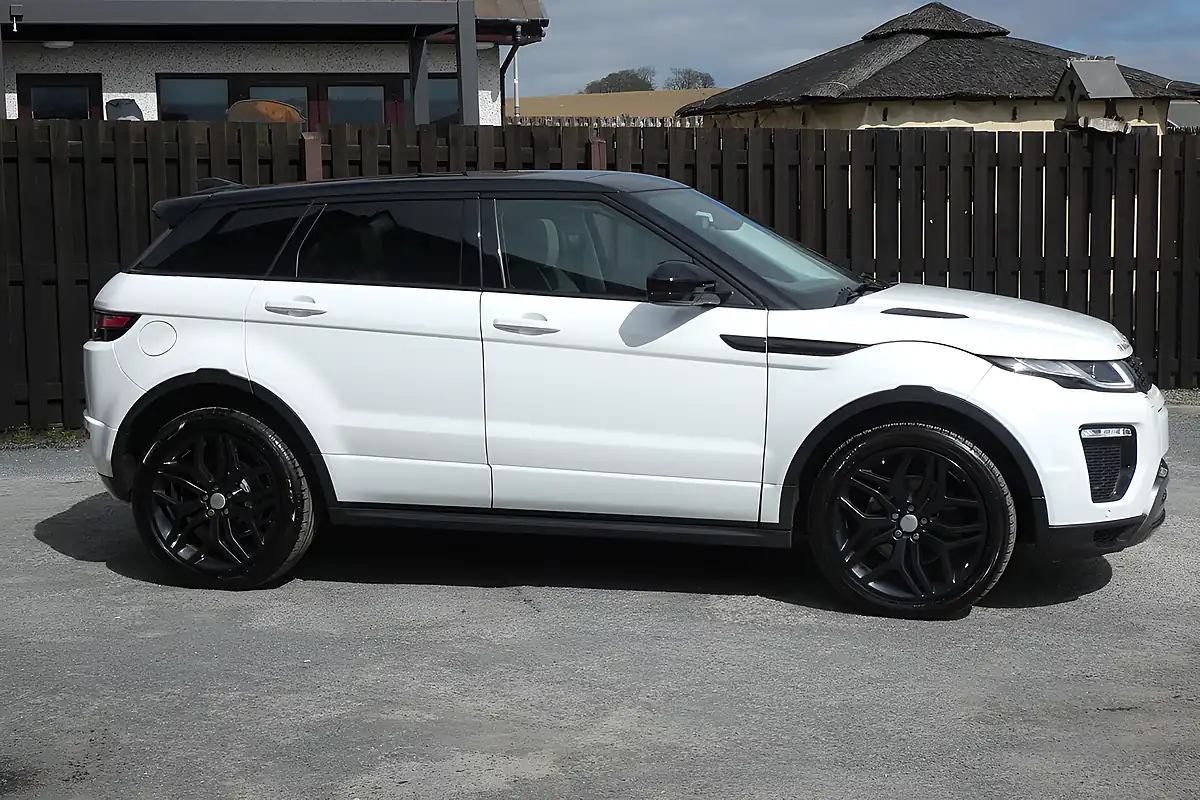 Used 2016 Land Rover Range Rover Evoque Hse Dynamic White - Interior and Exterior details 2