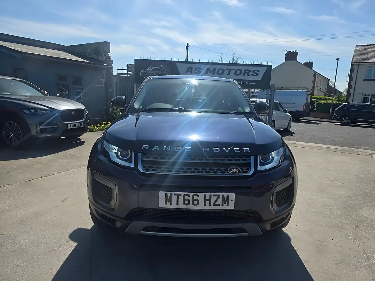 Used 2016 Land Rover Range Rover Evoque Se Blue - Interior and Exterior details 2