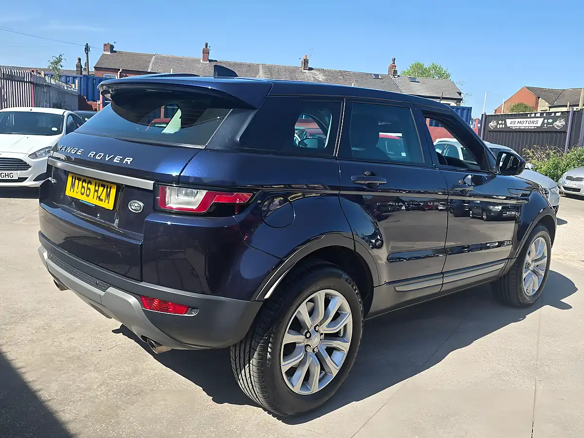 Used 2016 Land Rover Range Rover Evoque Se Blue - Interior and Exterior details 7