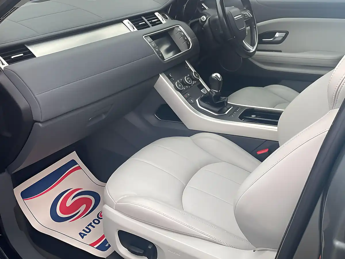 Used 2016 Land Rover Range Rover Evoque Se Grey - Interior and Exterior details 15