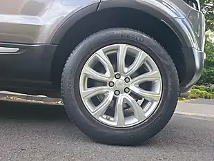 Used 2016 Land Rover Range Rover Evoque Se Grey - Interior and Exterior details 14