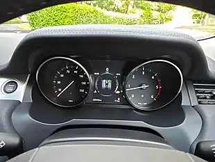 Used 2016 Land Rover Range Rover Evoque Se Grey - Interior and Exterior details 17