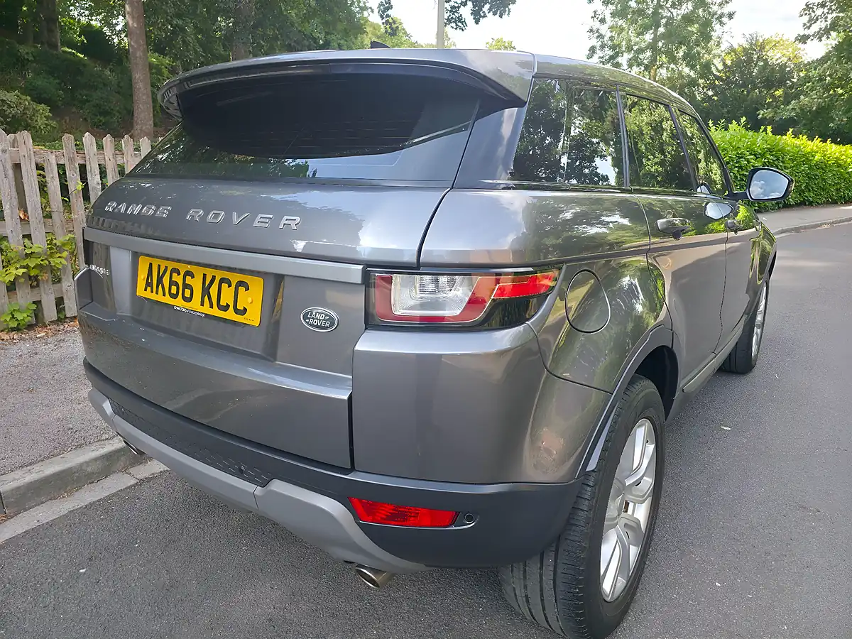 Used 2016 Land Rover Range Rover Evoque Se Grey - Interior and Exterior details 8