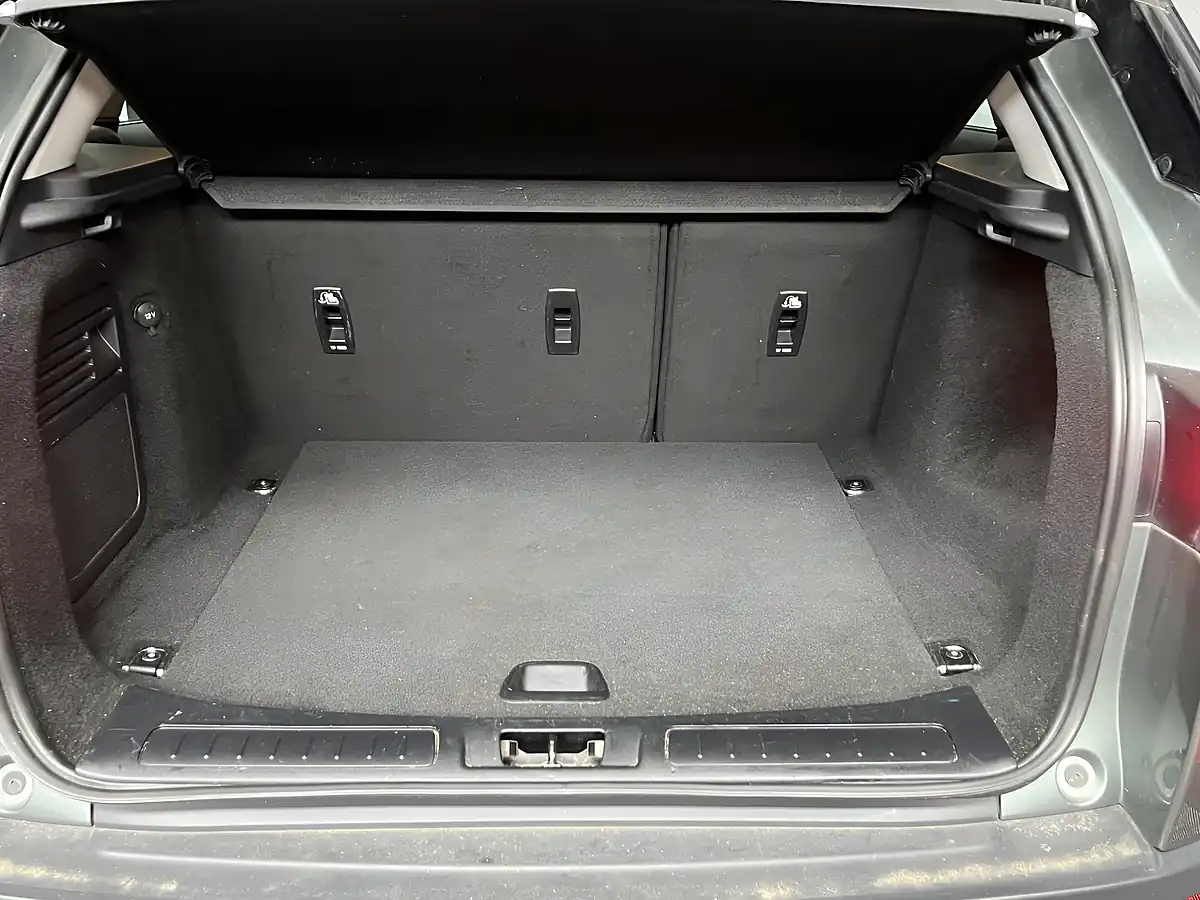 Used 2016 Land Rover Range Rover Evoque Se Grey - Interior and Exterior details 11