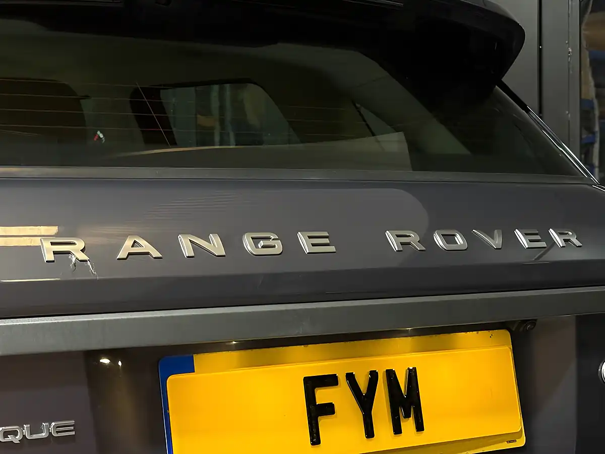 Used 2016 Land Rover Range Rover Evoque Se Grey - Interior and Exterior details 11