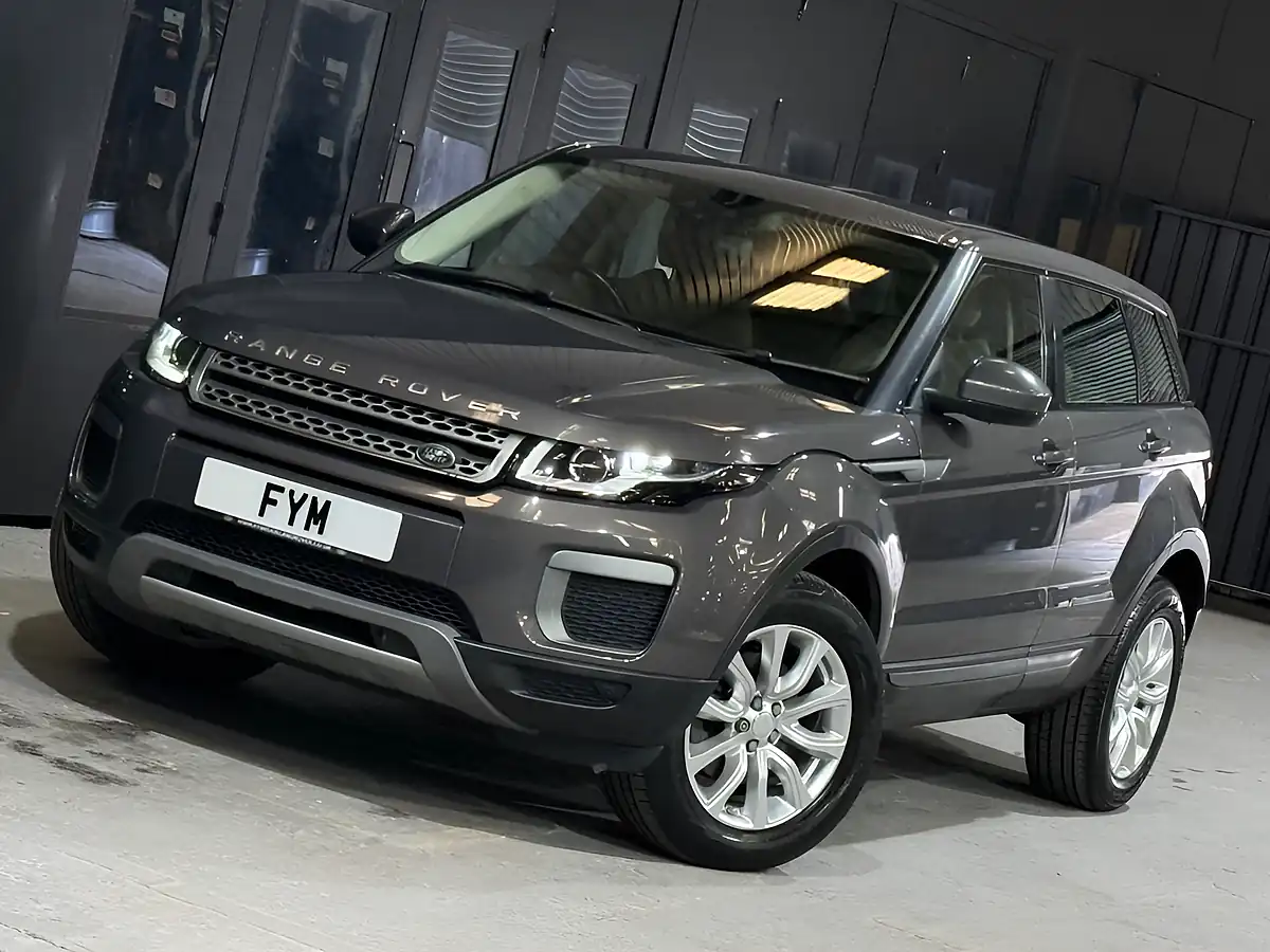 Used 2016 Land Rover Range Rover Evoque Se Grey - Interior and Exterior details 18