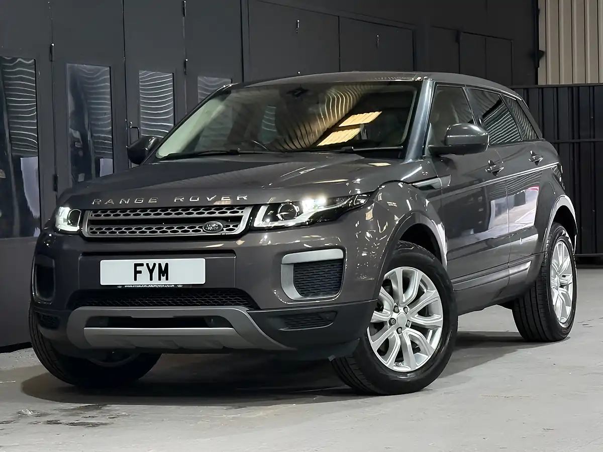 Used 2016 Land Rover Range Rover Evoque Se Grey - Interior and Exterior details 19