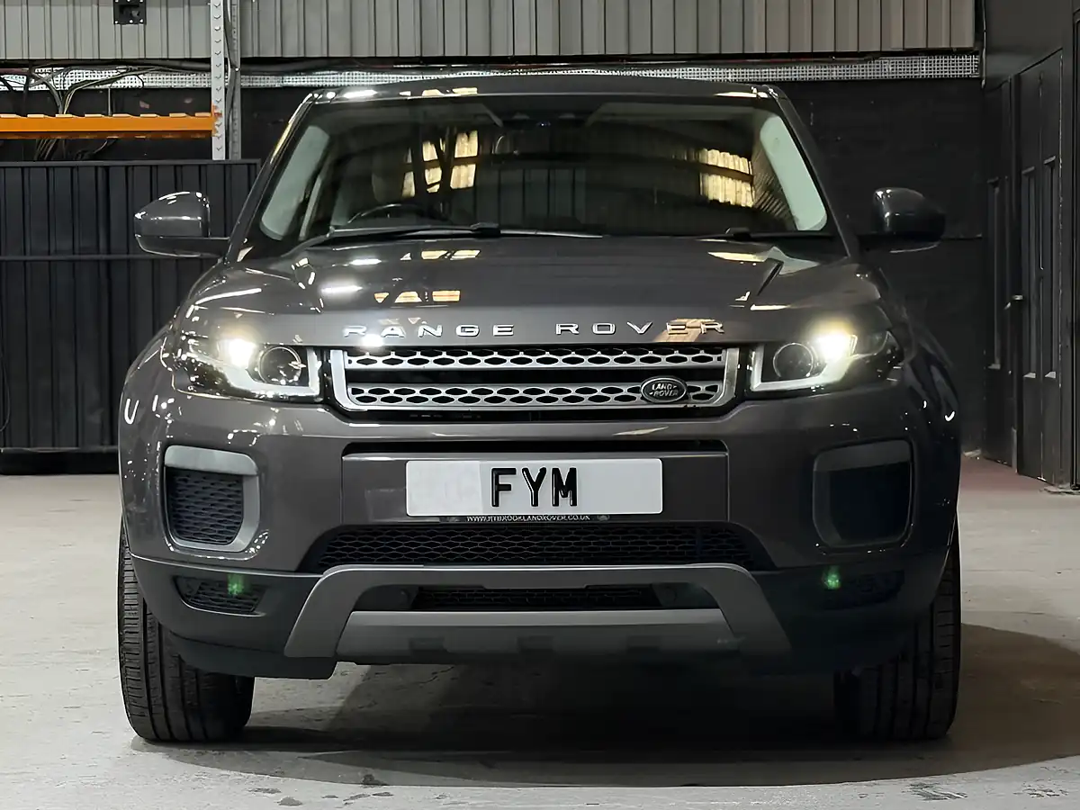 Used 2016 Land Rover Range Rover Evoque Se Grey - Interior and Exterior details 5