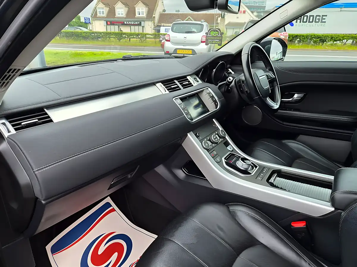 Used 2016 Land Rover Range Rover Evoque Se Tech Black - Interior and Exterior details 18