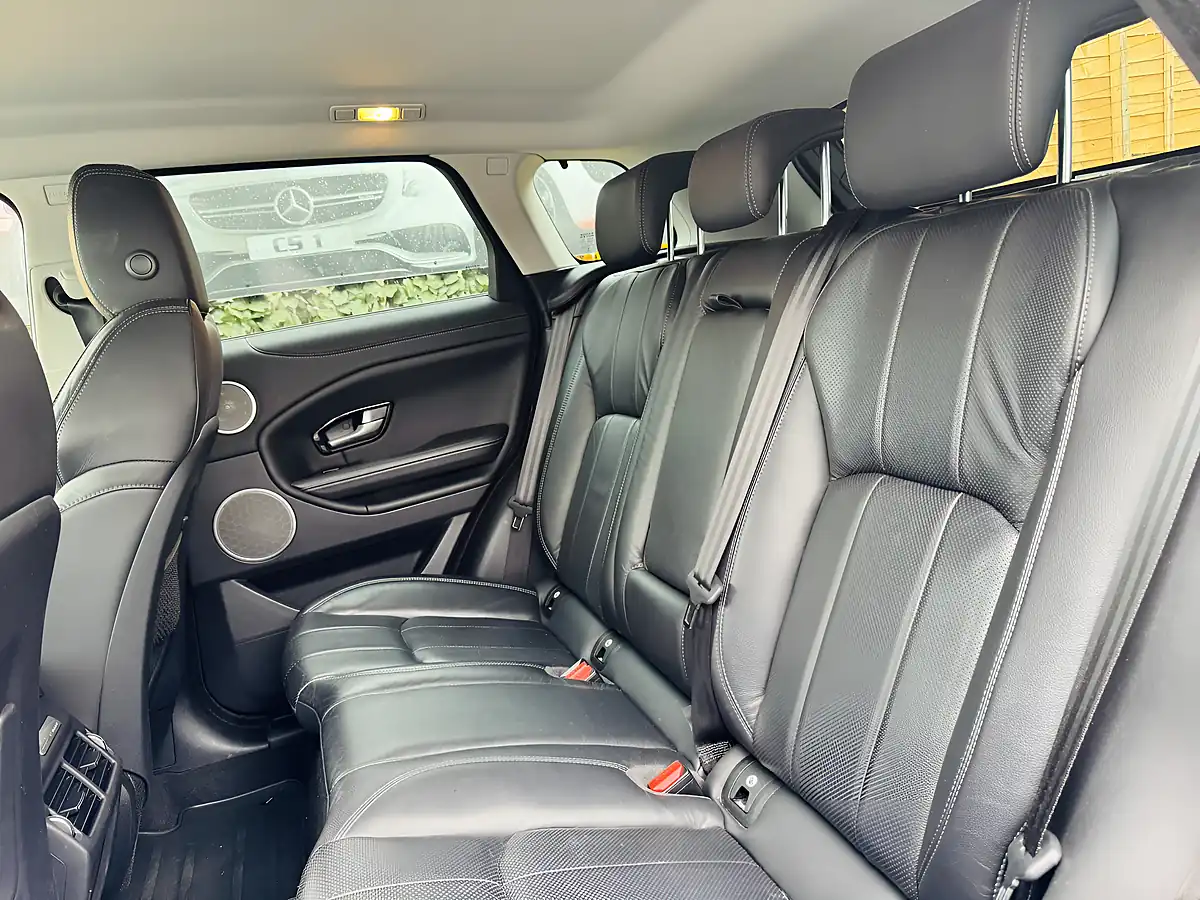 Used 2016 Land Rover Range Rover Evoque Se Tech Black - Interior and Exterior details 14