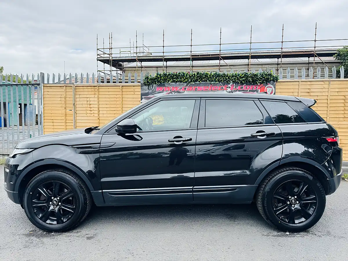 Used 2016 Land Rover Range Rover Evoque Se Tech Black - Interior and Exterior details 19