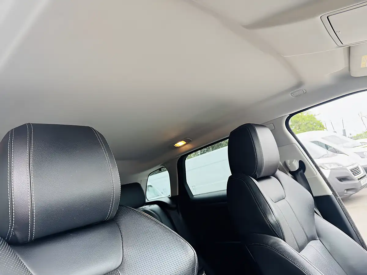 Used 2016 Land Rover Range Rover Evoque Se Tech Black - Interior and Exterior details 6