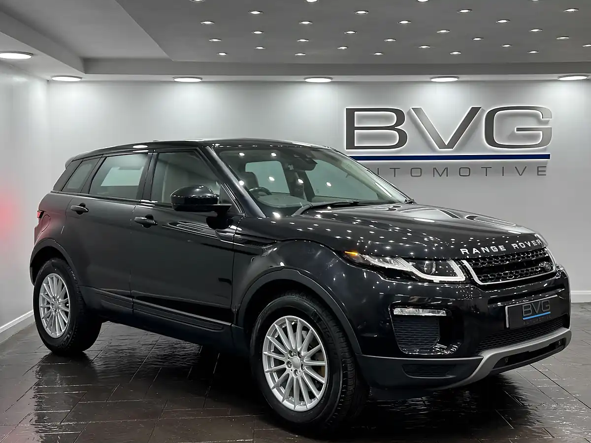 Used 2016 Land Rover Range Rover Evoque Se Tech Black - Front View