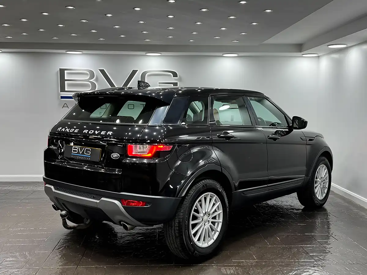 Used 2016 Land Rover Range Rover Evoque Se Tech Black - Interior and Exterior details 9