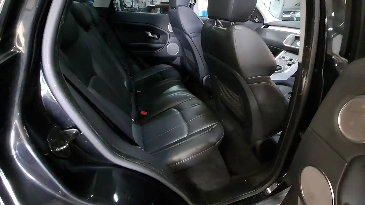 Used 2016 Land Rover Range Rover Evoque Se Tech Black - Interior and Exterior details 8