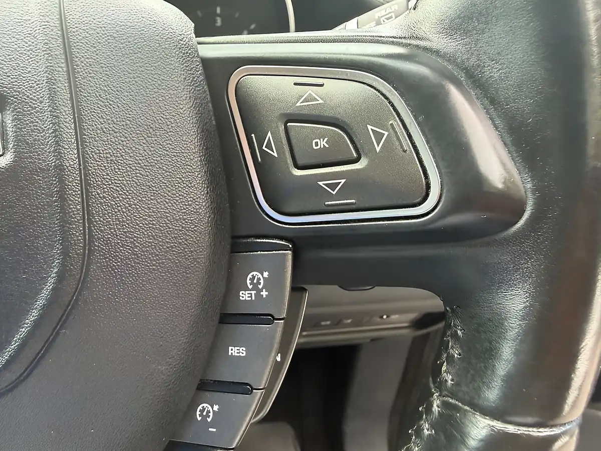 Used 2016 Land Rover Range Rover Evoque Se Tech Blue - Interior and Exterior details 19