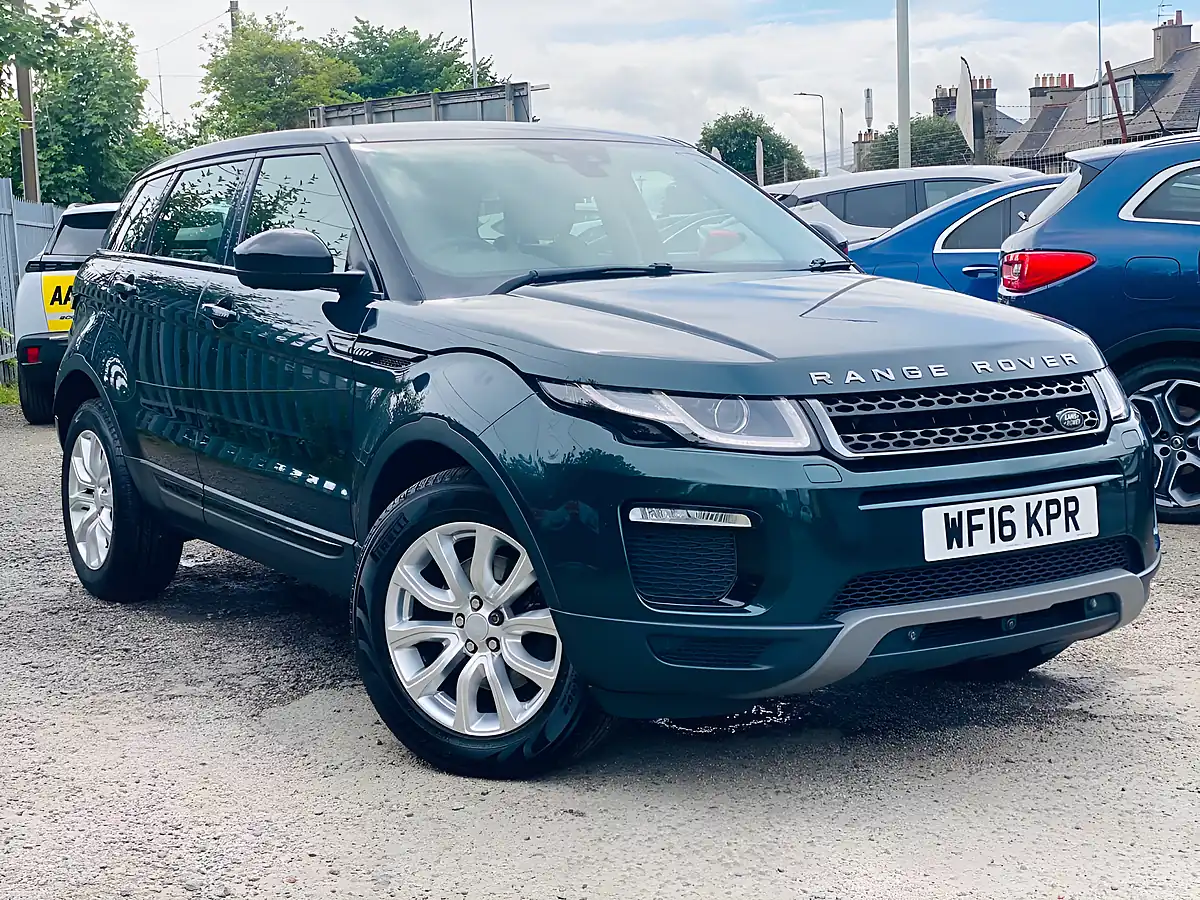 Used 2016 Land Rover Range Rover Evoque Se Tech Green - Front View