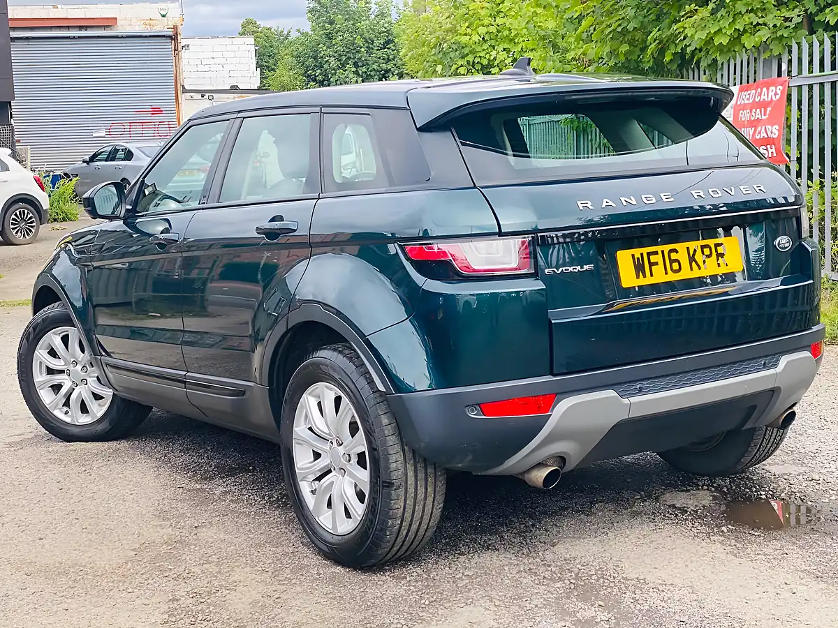 Used 2016 Land Rover Range Rover Evoque Se Tech Green - Interior and Exterior details 9