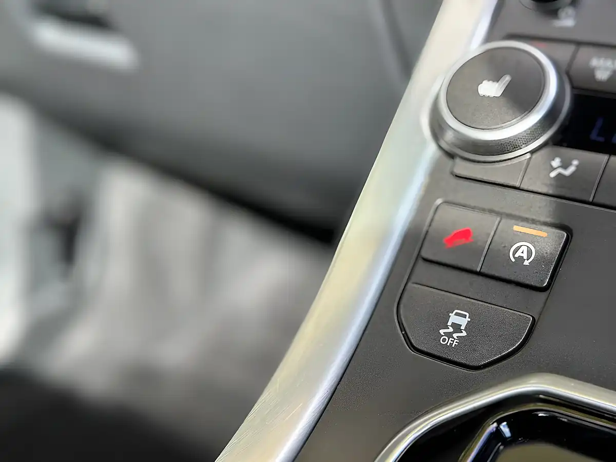 Used 2016 Land Rover Range Rover Evoque Se Tech Green - Interior and Exterior details 19