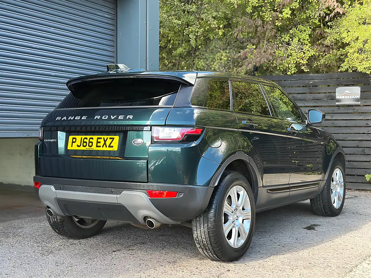 Used 2016 Land Rover Range Rover Evoque Se Tech Green - Interior and Exterior details 5