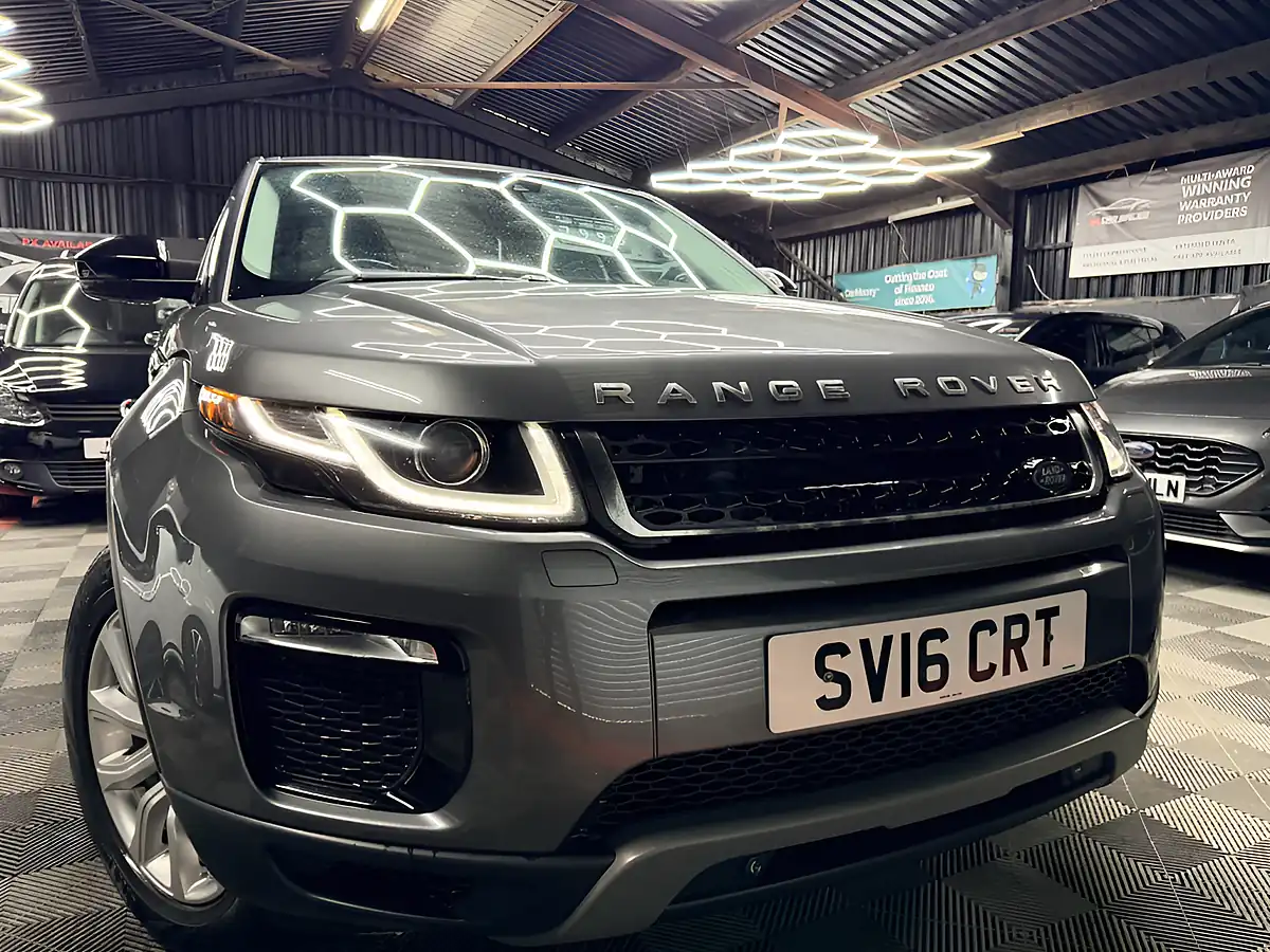 Used 2016 Land Rover Range Rover Evoque Se Tech Grey - Front View