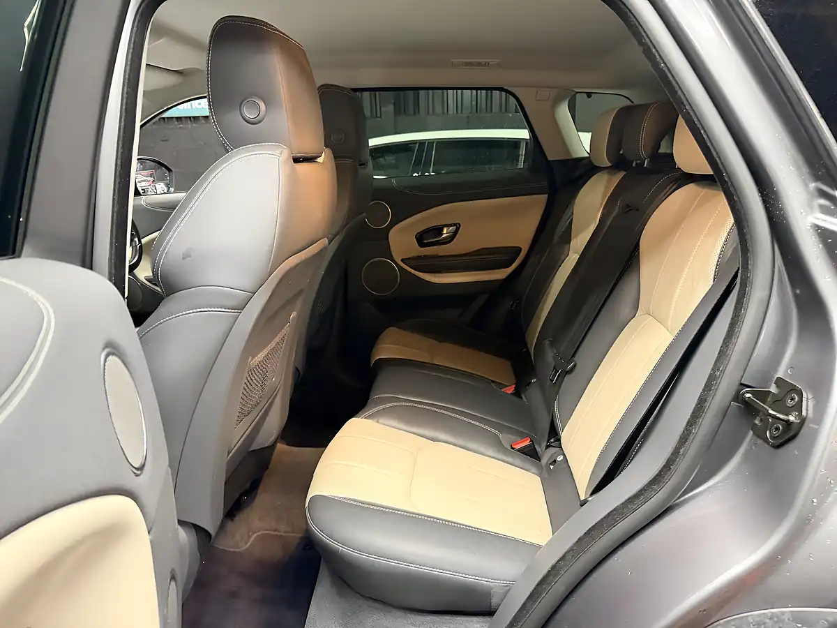 Used 2016 Land Rover Range Rover Evoque Se Tech Grey - Interior and Exterior details 15