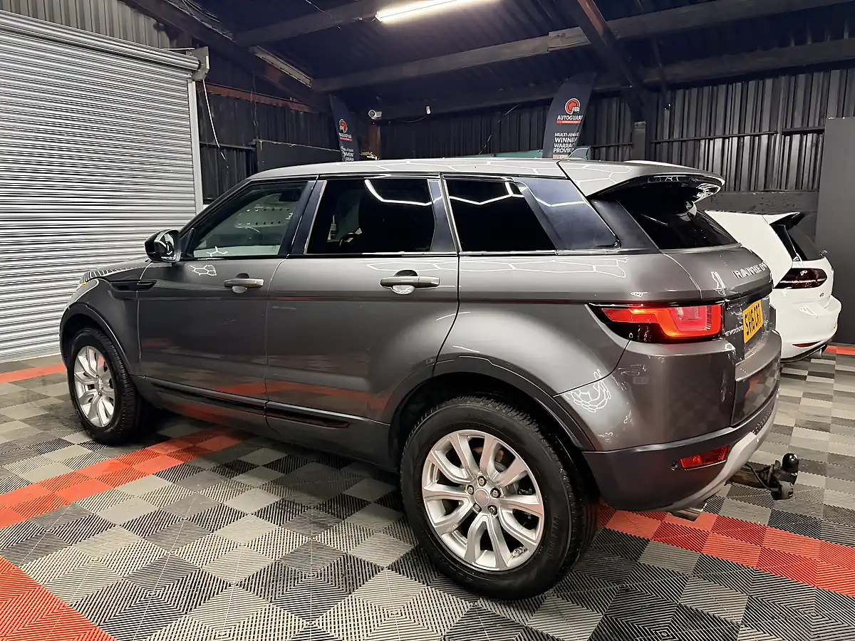 Used 2016 Land Rover Range Rover Evoque Se Tech Grey - Interior and Exterior details 16