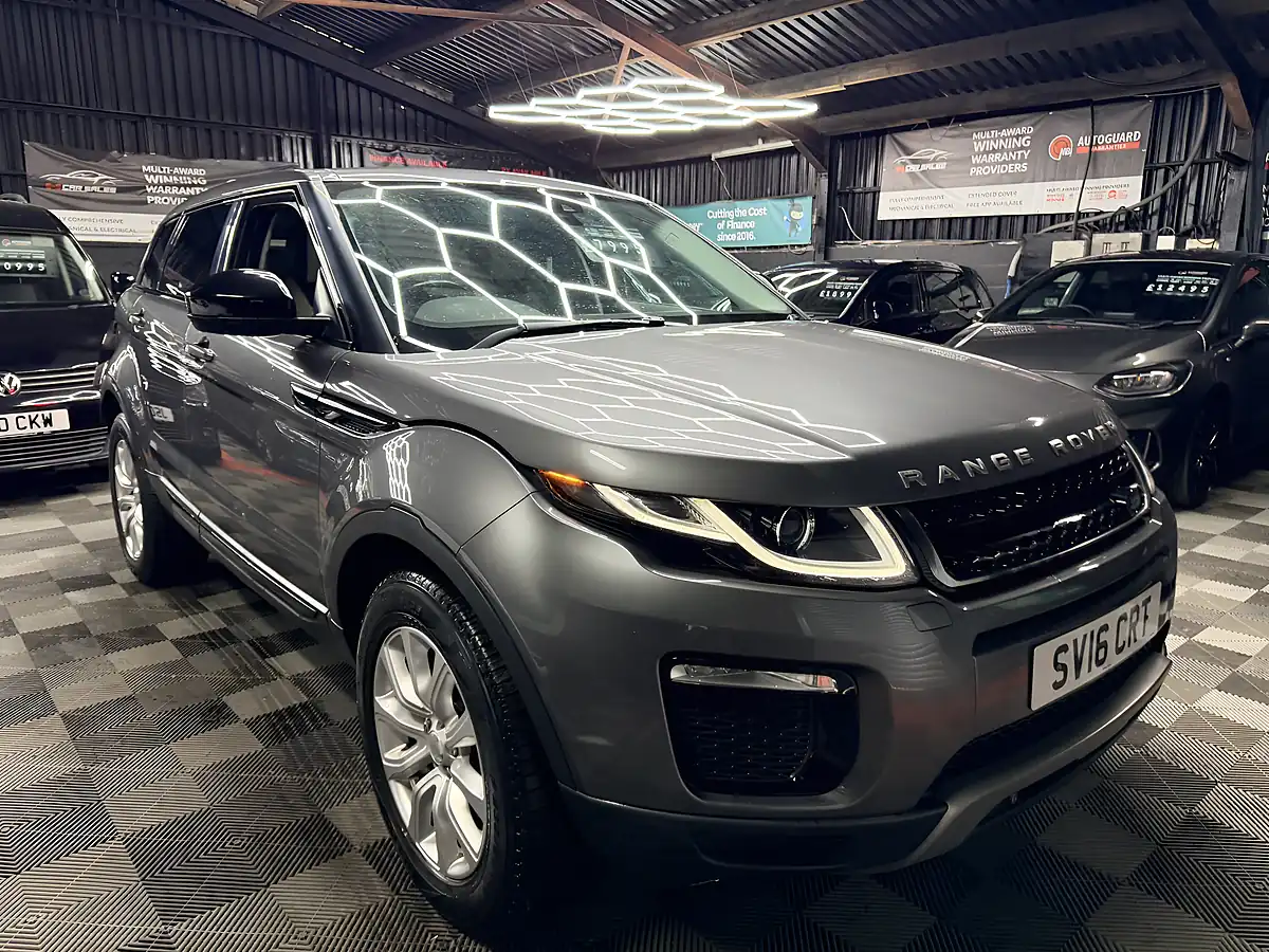 Used 2016 Land Rover Range Rover Evoque Se Tech Grey - Interior and Exterior details 4