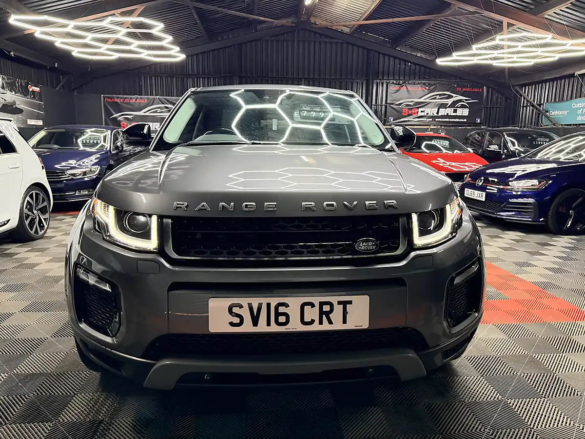 Used 2016 Land Rover Range Rover Evoque Se Tech Grey - Interior and Exterior details 5