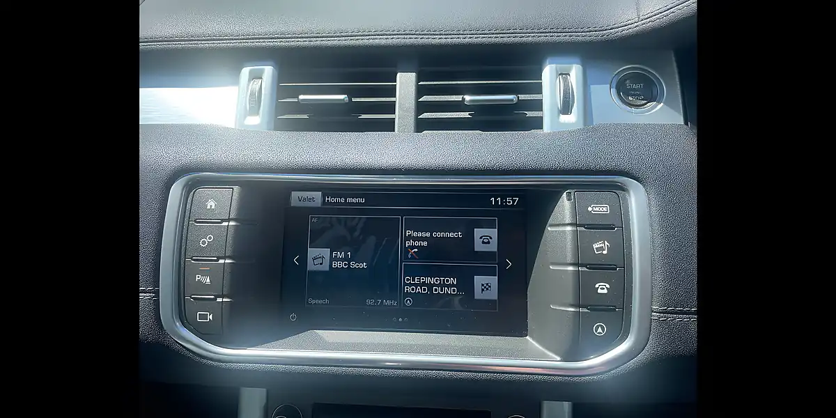 Used 2016 Land Rover Range Rover Evoque Se Tech Red - Interior and Exterior details 16