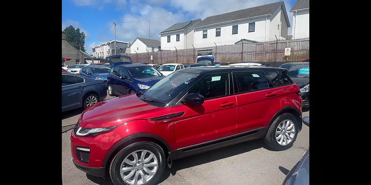 Used 2016 Land Rover Range Rover Evoque Se Tech Red - Interior and Exterior details 7