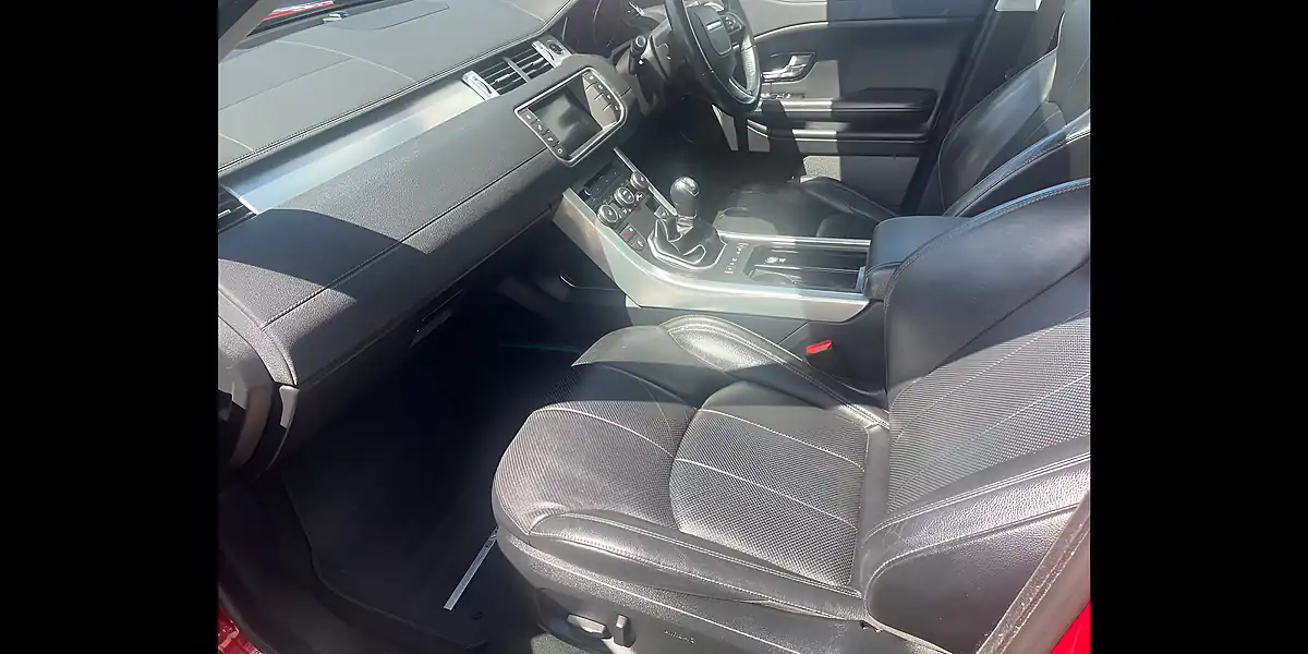 Used 2016 Land Rover Range Rover Evoque Se Tech Red - Interior and Exterior details 9