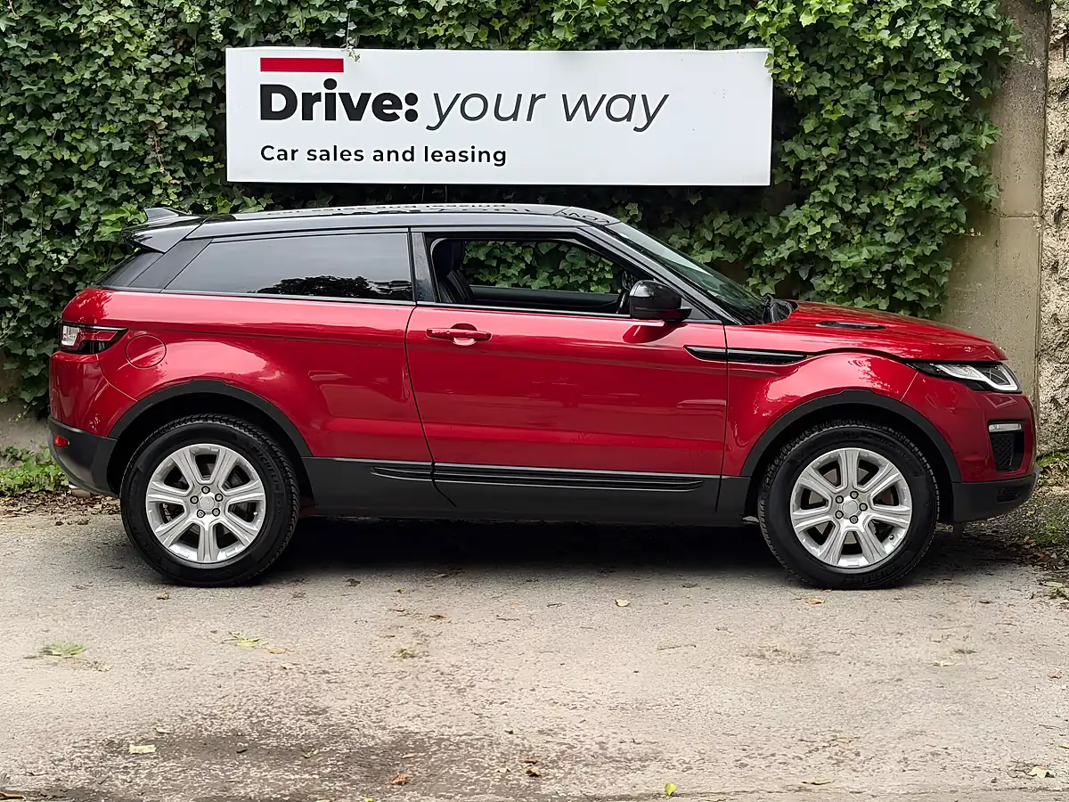 Used 2016 Land Rover Range Rover Evoque Se Tech Red - Interior and Exterior details 5